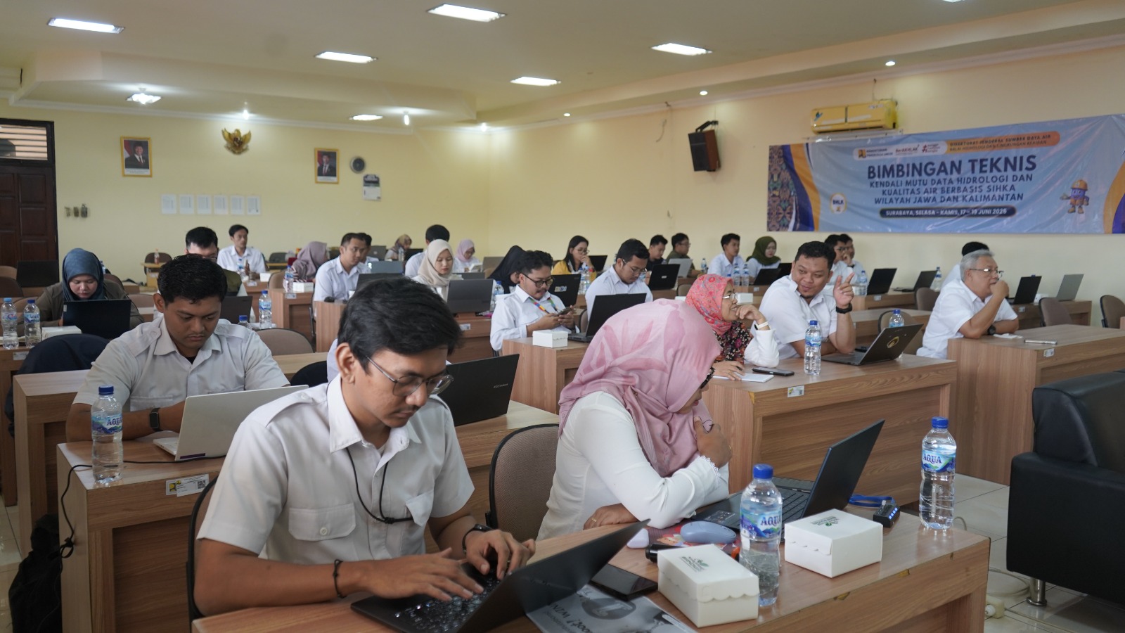 Bimbingan Teknis Kendali Mutu Data Hidrologi dan Kualitas Air Berbasis SIHKA - Wilayah Jawa dan Kalimantan"